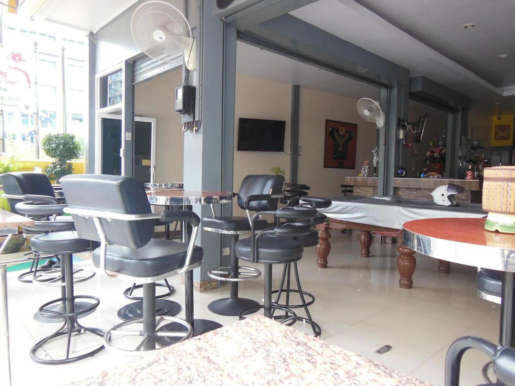 Boomerang Guesthouse And Bar Pattaja Kültér fotó