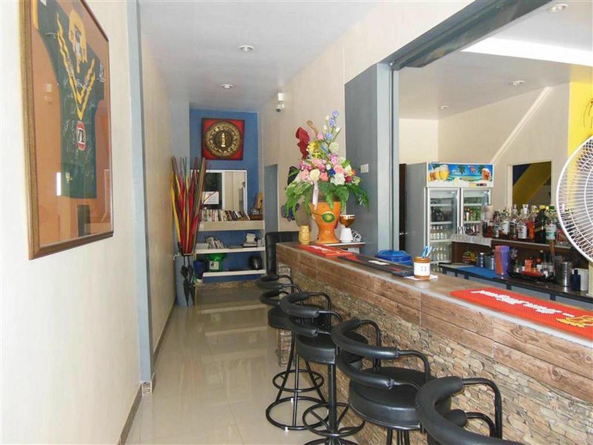 Boomerang Guesthouse And Bar Pattaja Kültér fotó